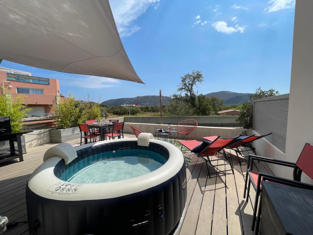 Superbe Appartement Sur Le Port, Jacuzzi, Piscine Porto-Vecchio  Exterior photo